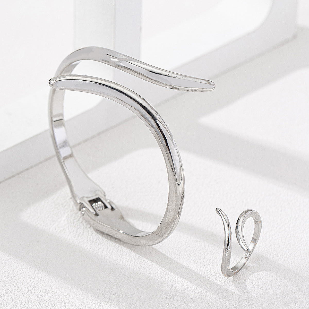 Silver Bracelet and Ring Set for Daily Casual Wear