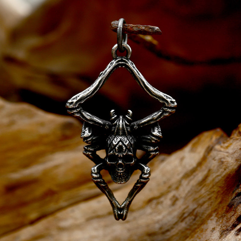 Retro Stainless Steel Spider Skull Pendant for Men - Wholesale European and American Accessories