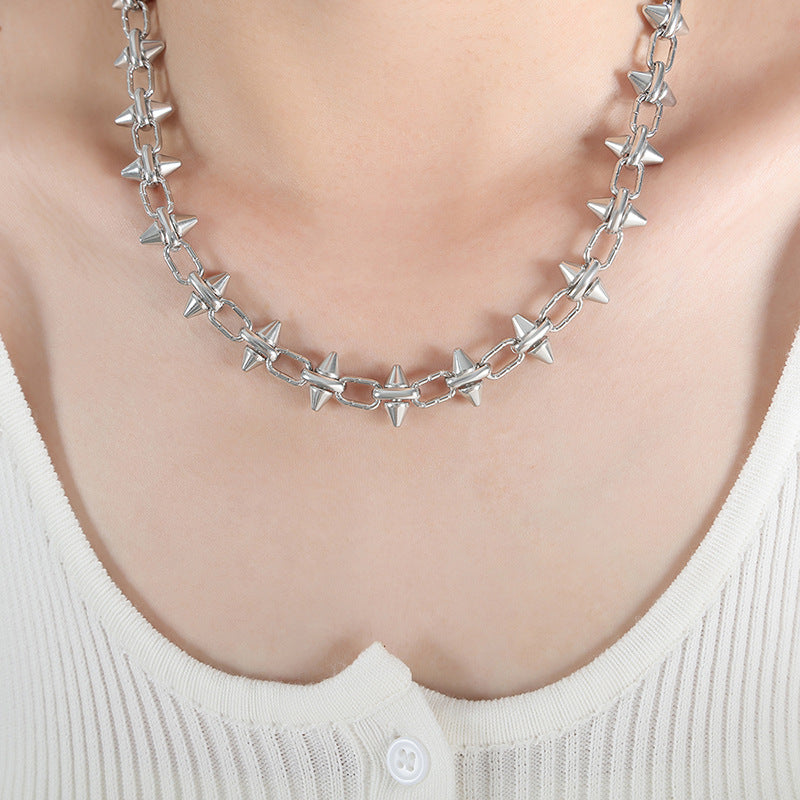 Urban Chic Titanium Necklace with Geometric Diamond Pendant