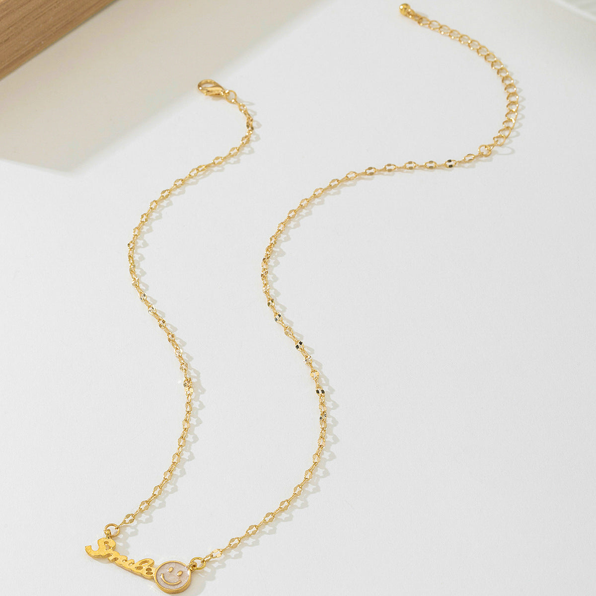 Planderful Vienna Verve Necklace – Elegant Letter Pendant Design