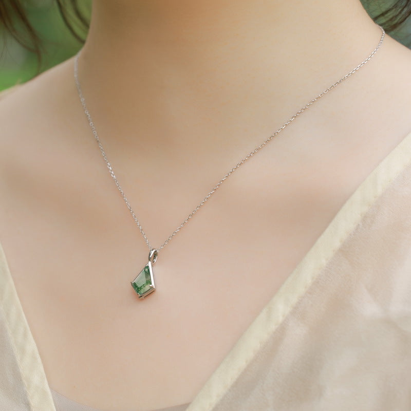 Planderful Jewelry Sterling Silver Agate Necklace