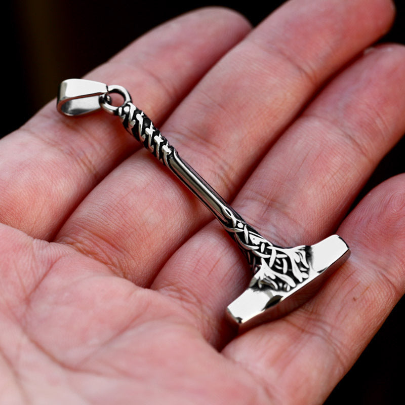Retro Titanium Steel Hammer Pendant for Men - Fiano-Inspired Foreign Trade Film & TV Jewelry