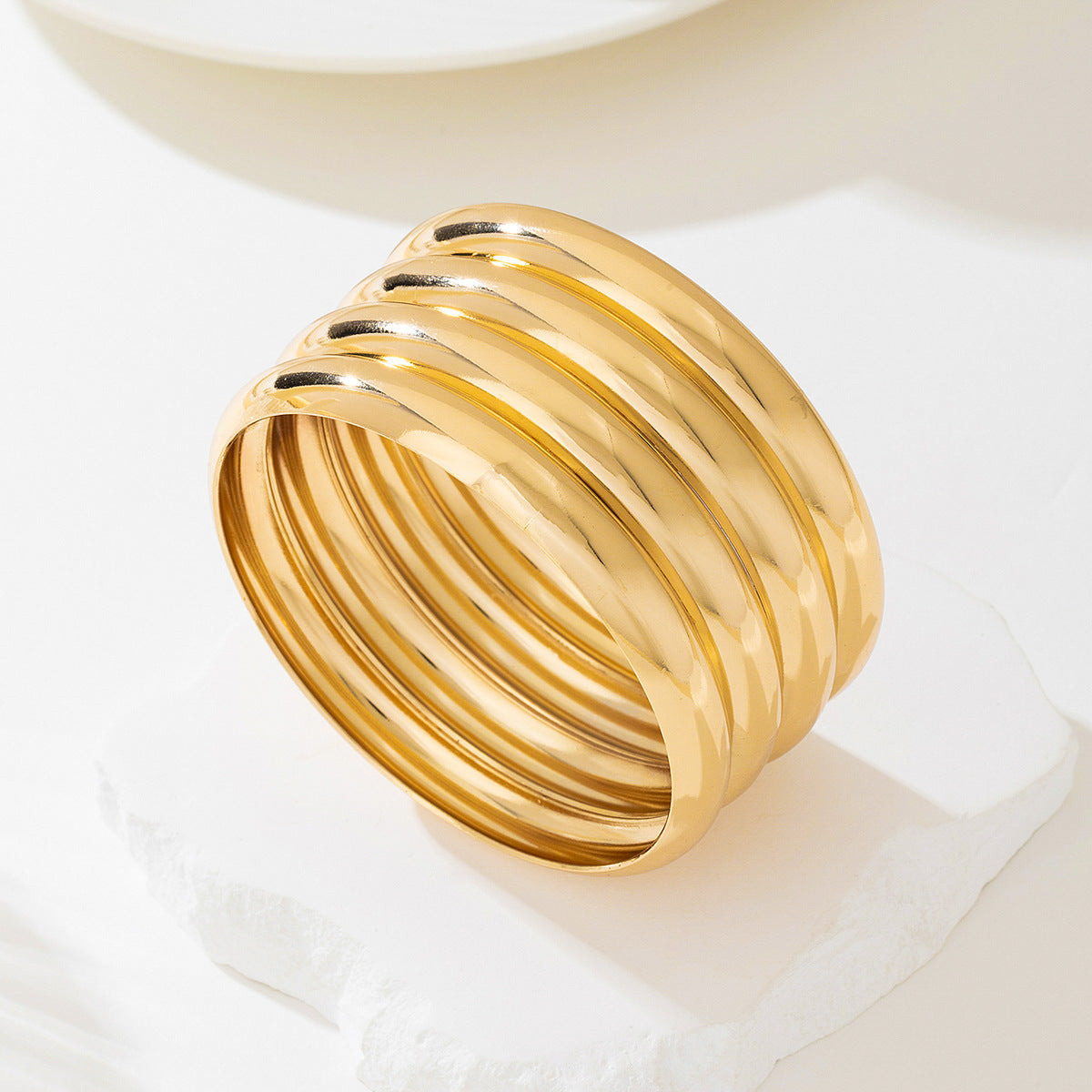 Planderful Vienna Verve Bracelet – Exaggerated Metal Geometric Design