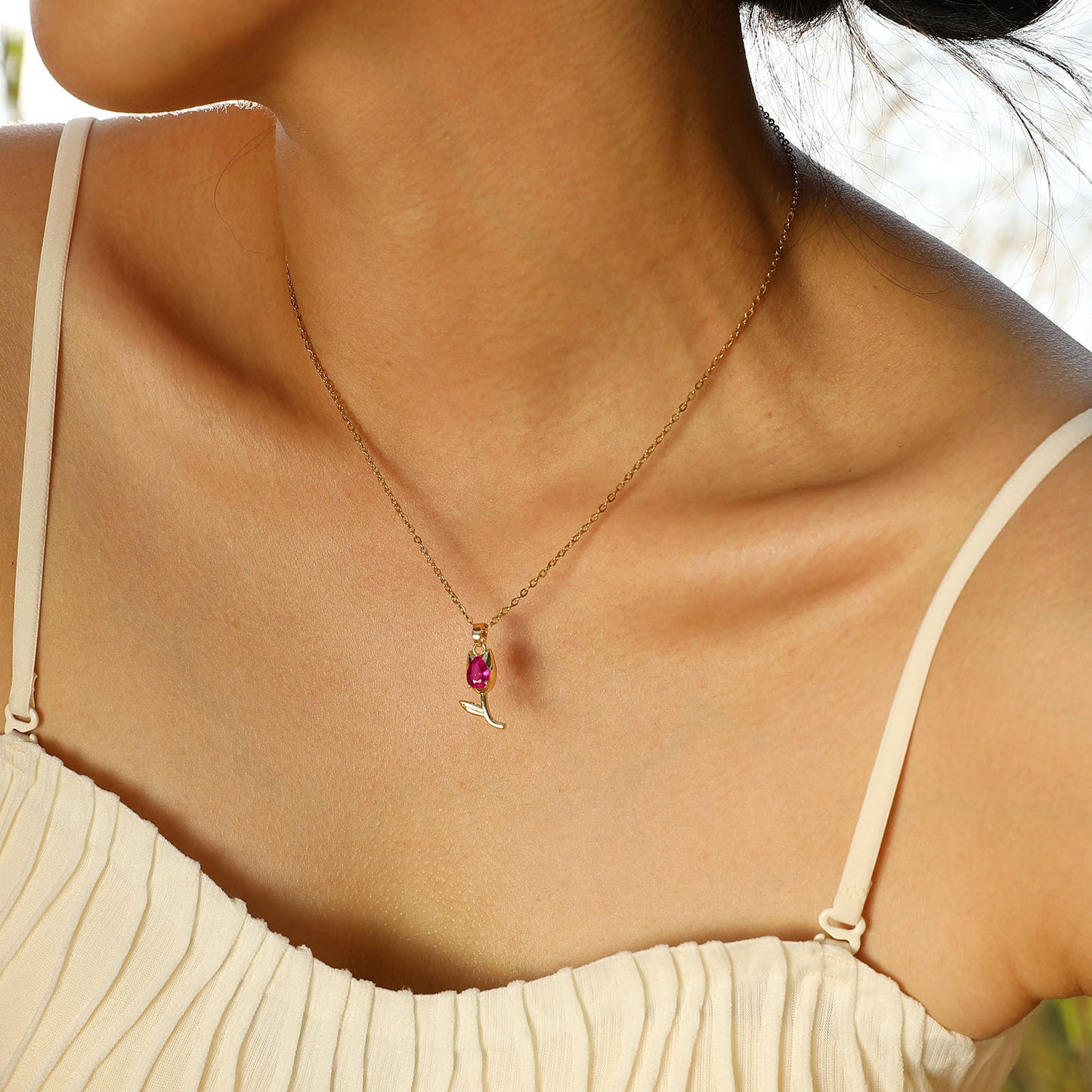 Red Water Drop Zircon Tulip Pendant Necklace for Ladies Copper