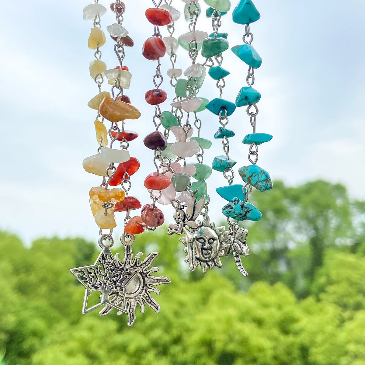 Colorful Irregular Gravel Clavicle Necklace with Dainty Mushroom Pendant
