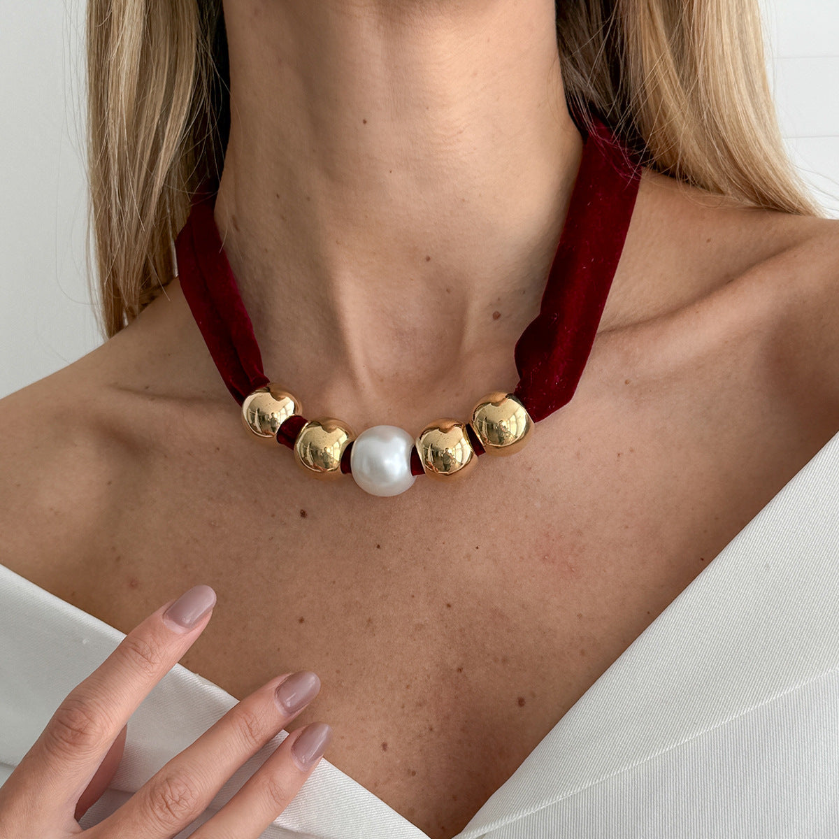 Knotted Fabric Pearl Bead Necklace