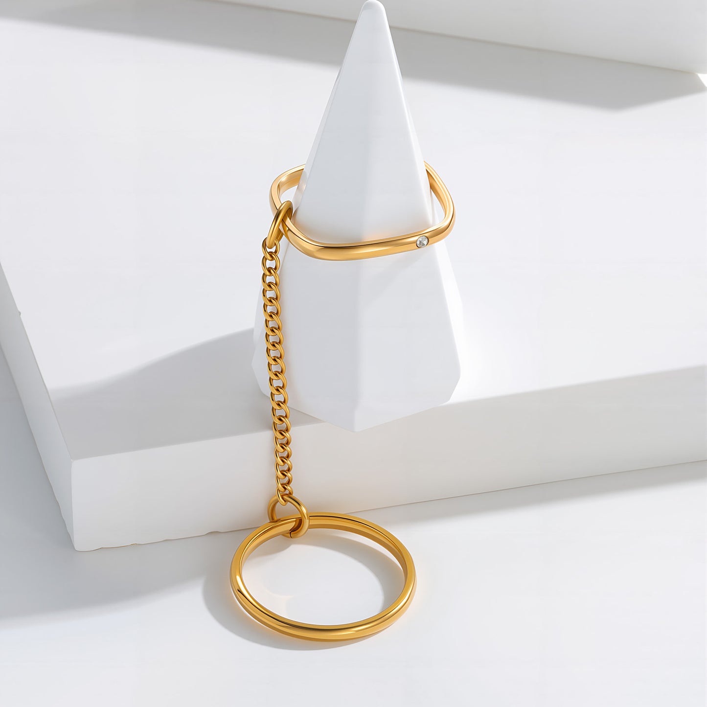 Planderful Gold Plated Fringed Chain Ring For Women