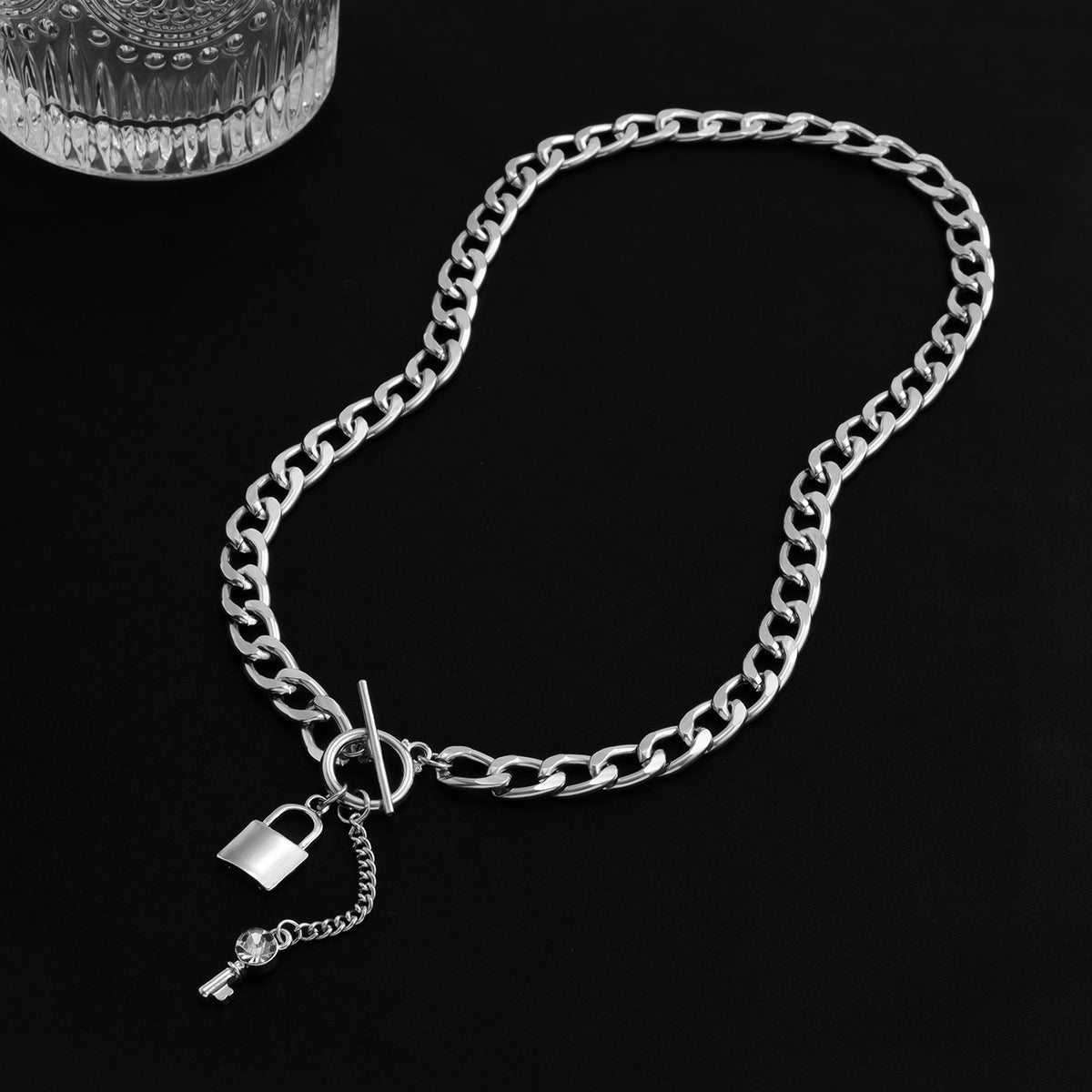 Punk Thick Chain Lock-Shaped Key Pendant Necklace Micro-Inlaid Chain Geometric Ot Buckle