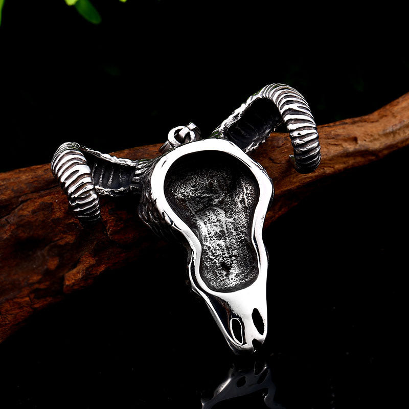 Titanium Steel Skull Croissant Pendant - Retro Punk Style Jewelry for Men