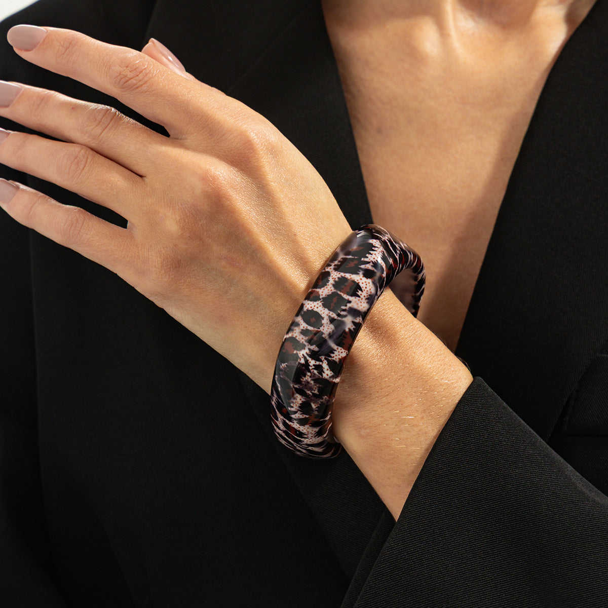 Planderful Leopard Print Irregular Bracelet Personalized Acrylic Geometric Hand Jewelry For Women Vienna Verve