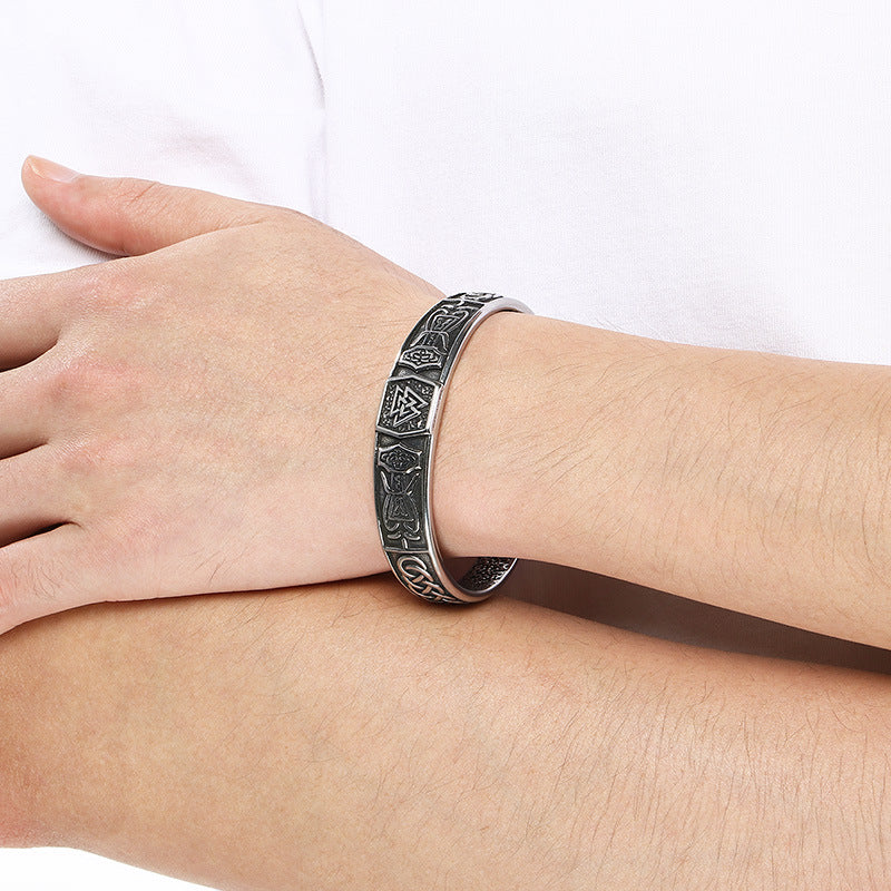 Rune – Nordic Viking Celtic Knot Double Wolf Head Titanium Steel Men's Opening Bracelet