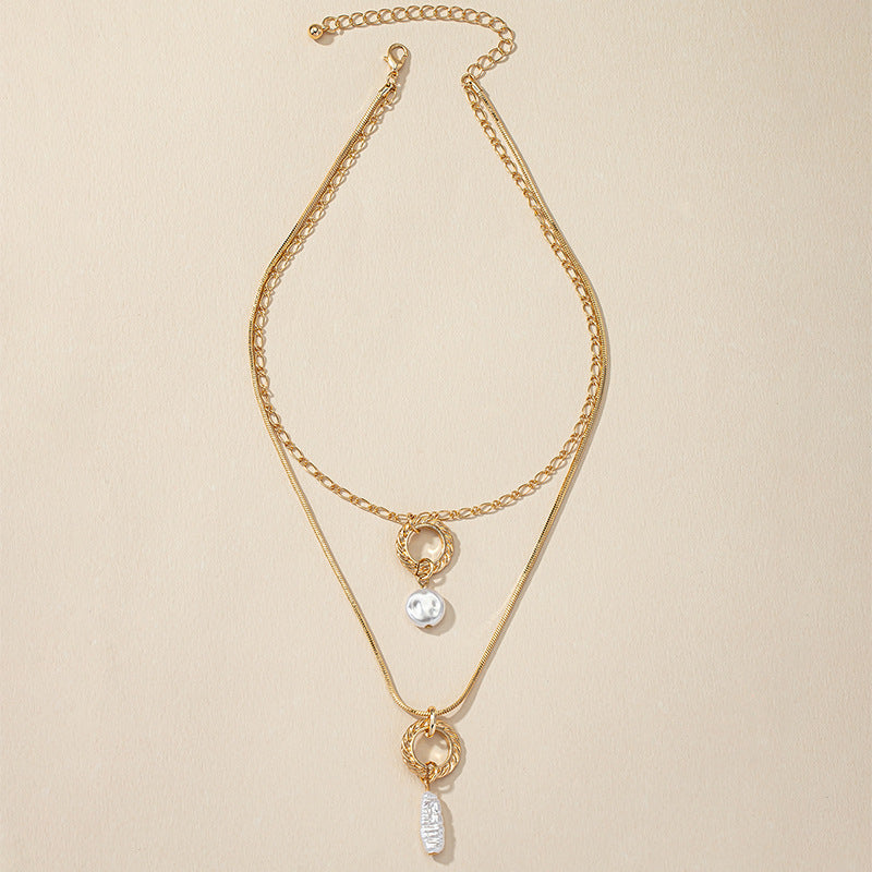 Elegant Double-Layer Pearl Pendant Necklace with Metal Collarbone Chain