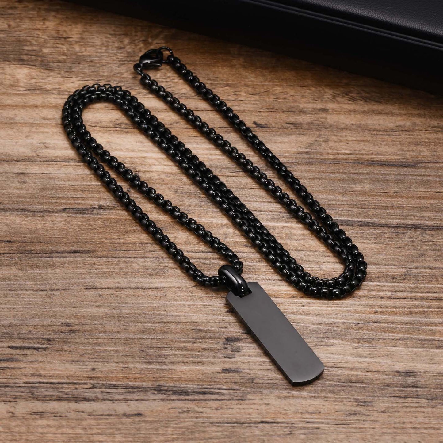Stainless Steel Glossy Tag Black Pendant Necklace for Men