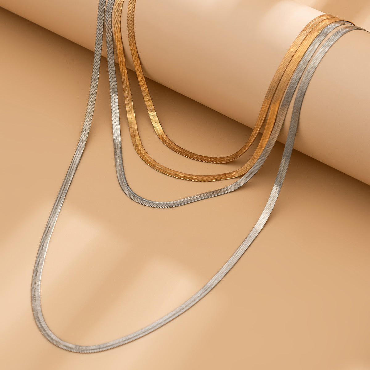 Planderful Vienna Verve Necklace – Versatile Geometric Design