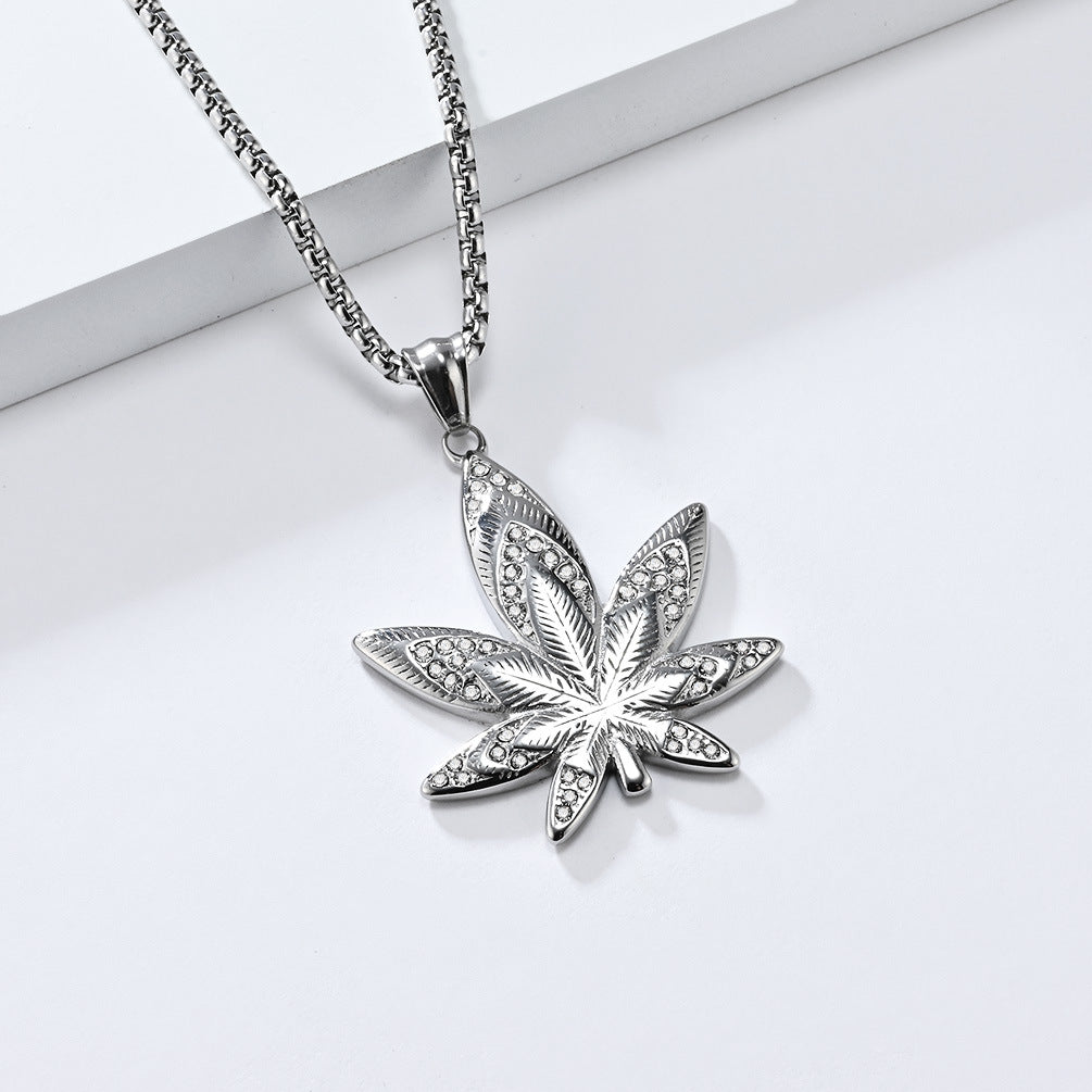 Planderful Hip Hop Maple Leaf Necklace For Streetwear Fans Bold Versatile Pendant