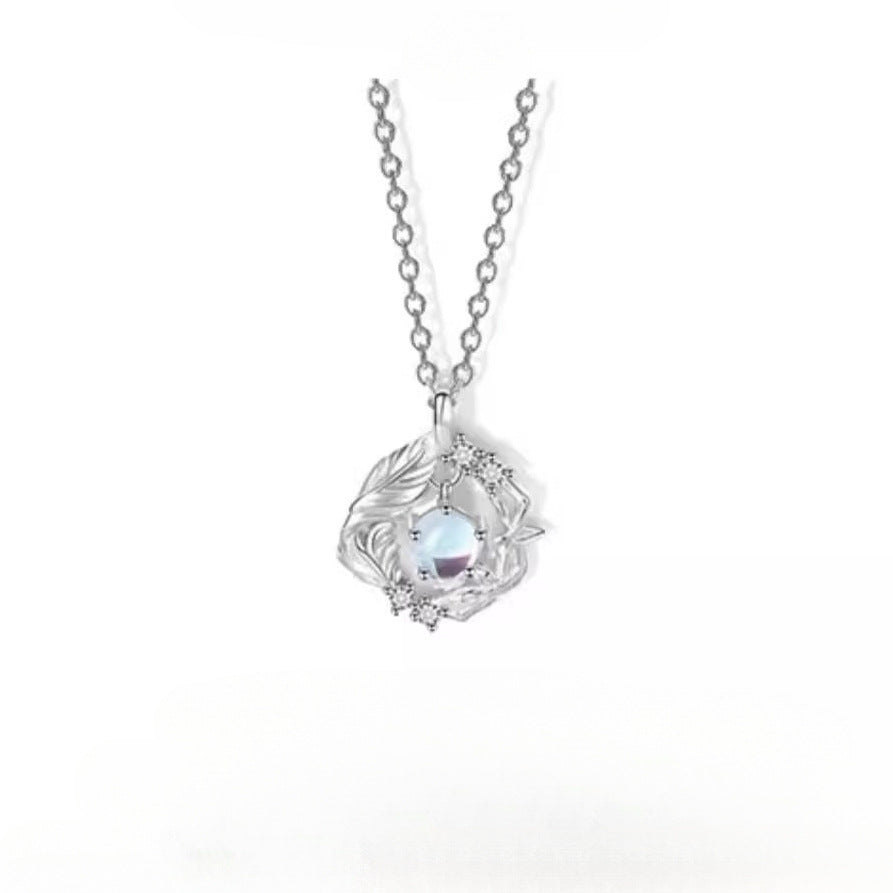 Planderful Sterling Silver Blue Eucalyptus Bird Necklace Luxurious Collarbone Chain Gift for Girlfriend