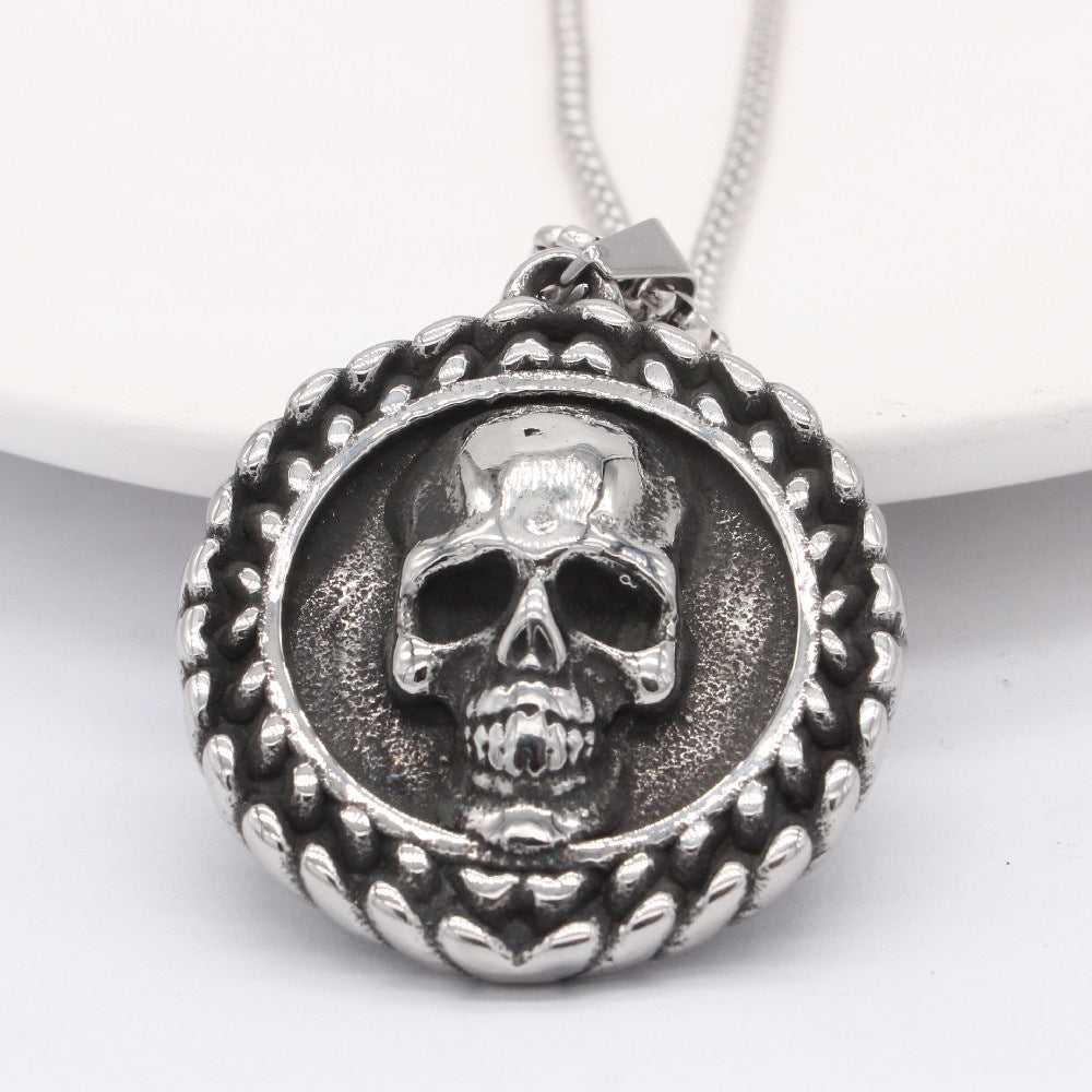 Planderful Titanium Skull Pendant Unisex Retro Style Jewelry For Men Protection Statement