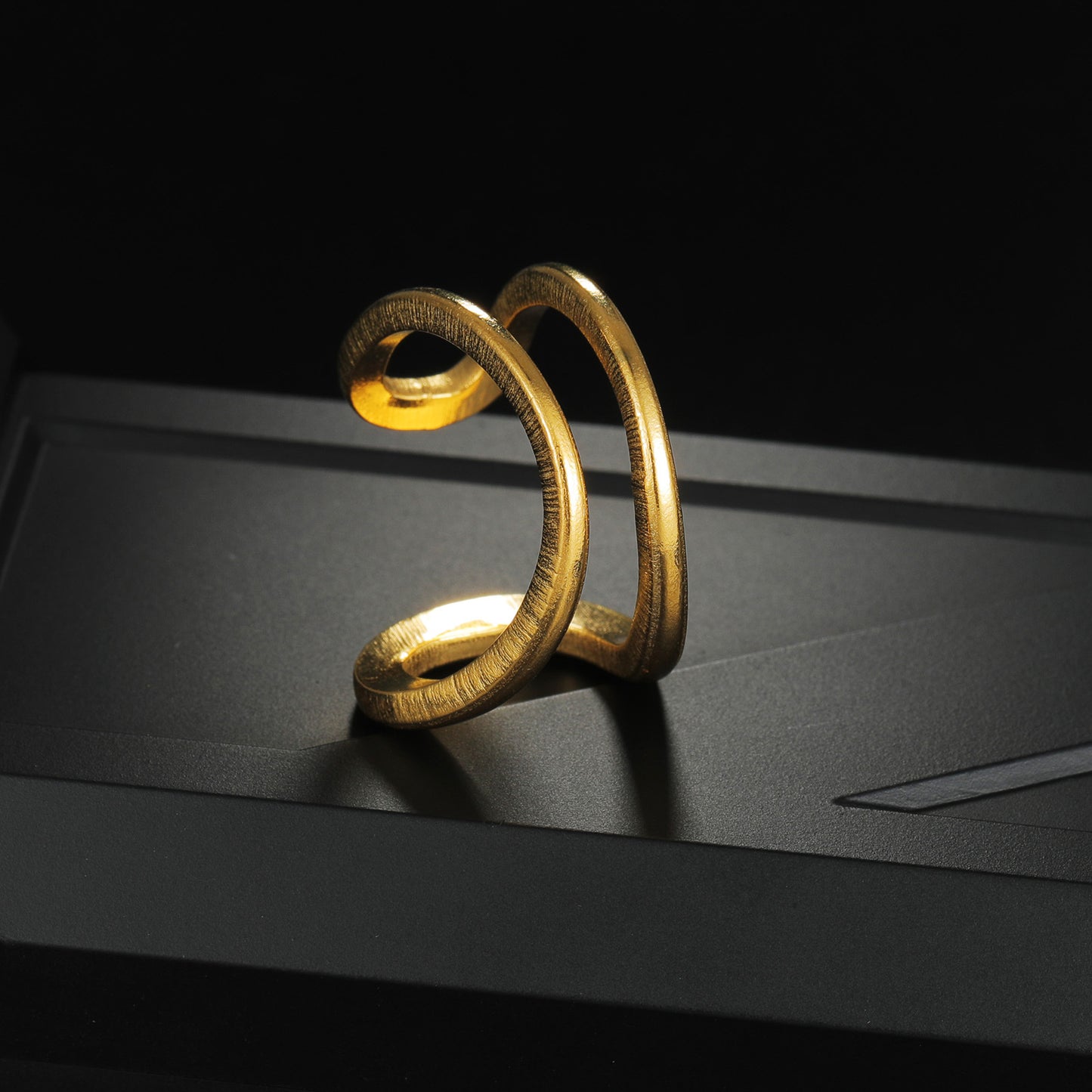 Planderful Titanium Steel Ring With Geometric Statement Design Adjustable For Women Unisex Jewelry