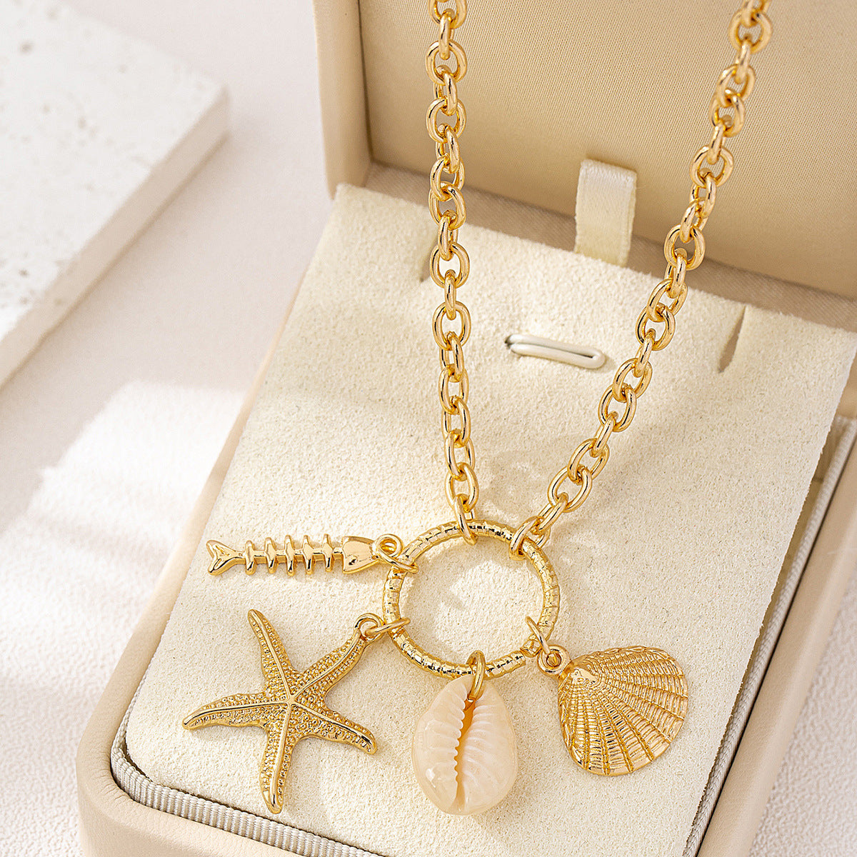 Planderful Vienna Verve Necklace – Elegant Ocean-Inspired Design