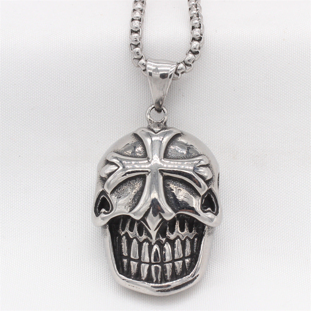 Planderful Everyday Genie – Personalized Retro Cross Skull Pendant for Men