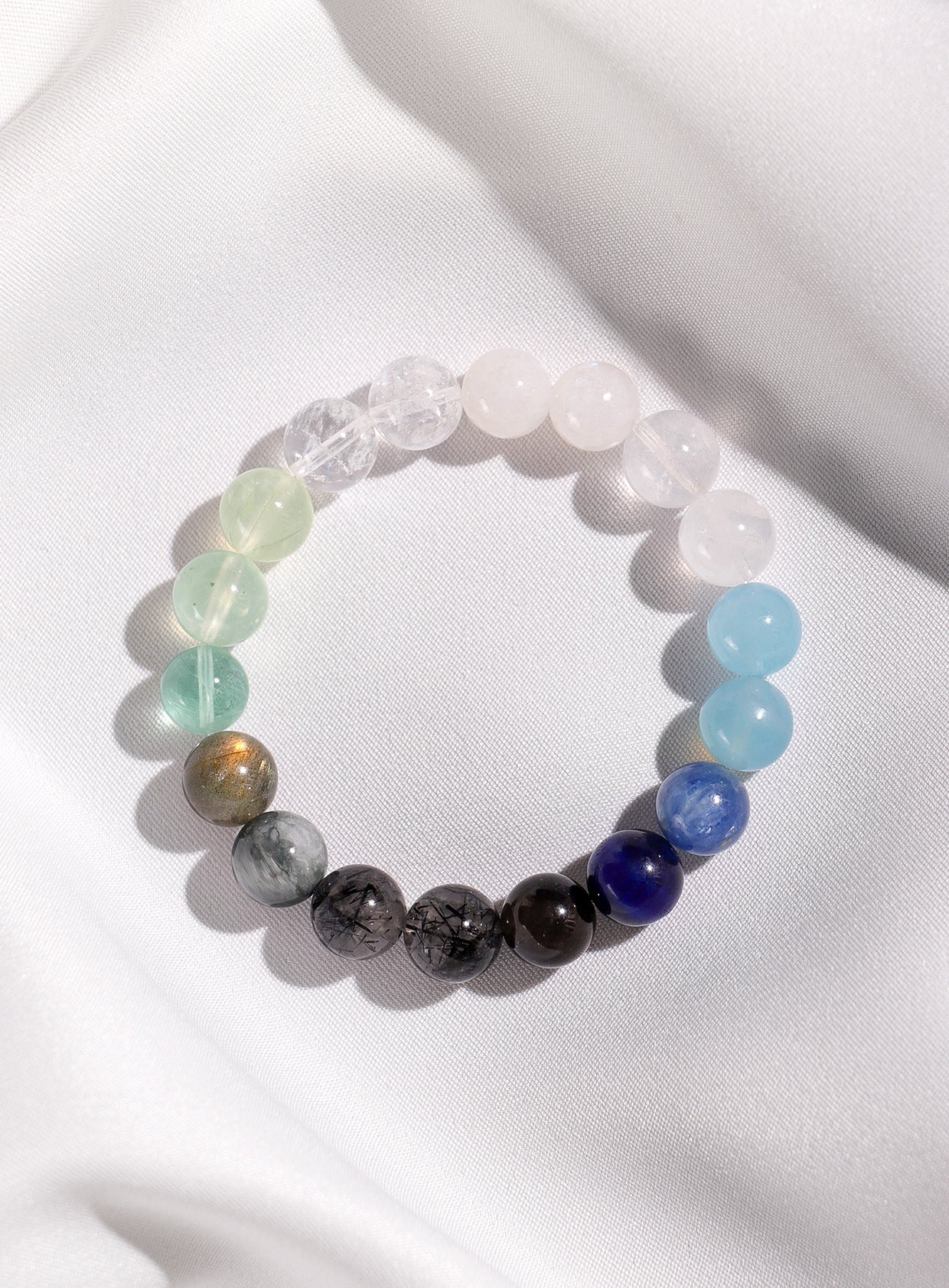 Planderful Fortune's Favor Bracelet – Elegant Blue Moonlight Crystal Design