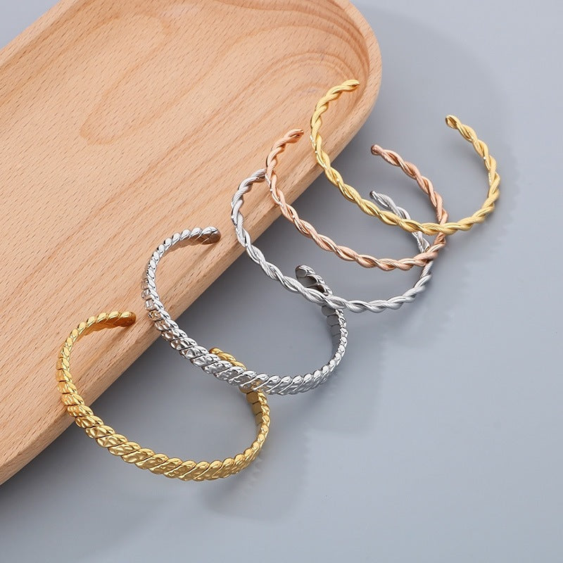 Extremely Wind C-Shaped Titanium Steel Bracelet – Neutral Twist Hammer Open Stainless