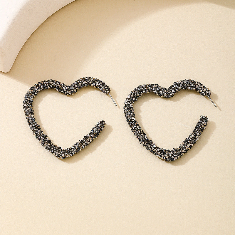 Planderful Vienna Verve Earrings – Elegant Metal Love Design