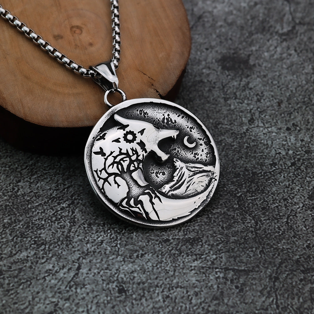 Personalized Niche Nordic Viking Wind Wolf Compass Pendant