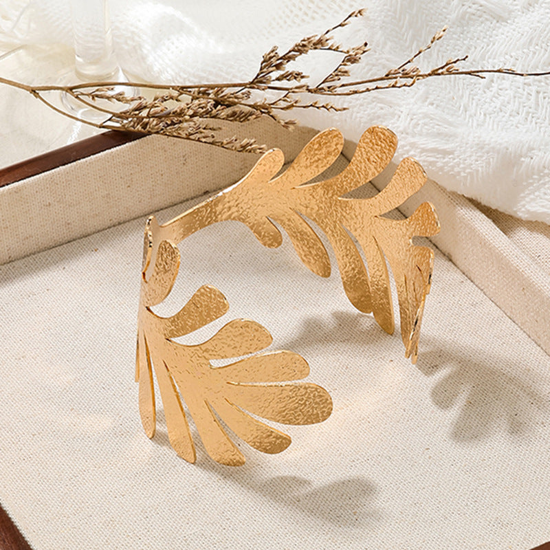 Exaggerated Leaf Design Women's Metal Bracelet - Vienna Verve Collection