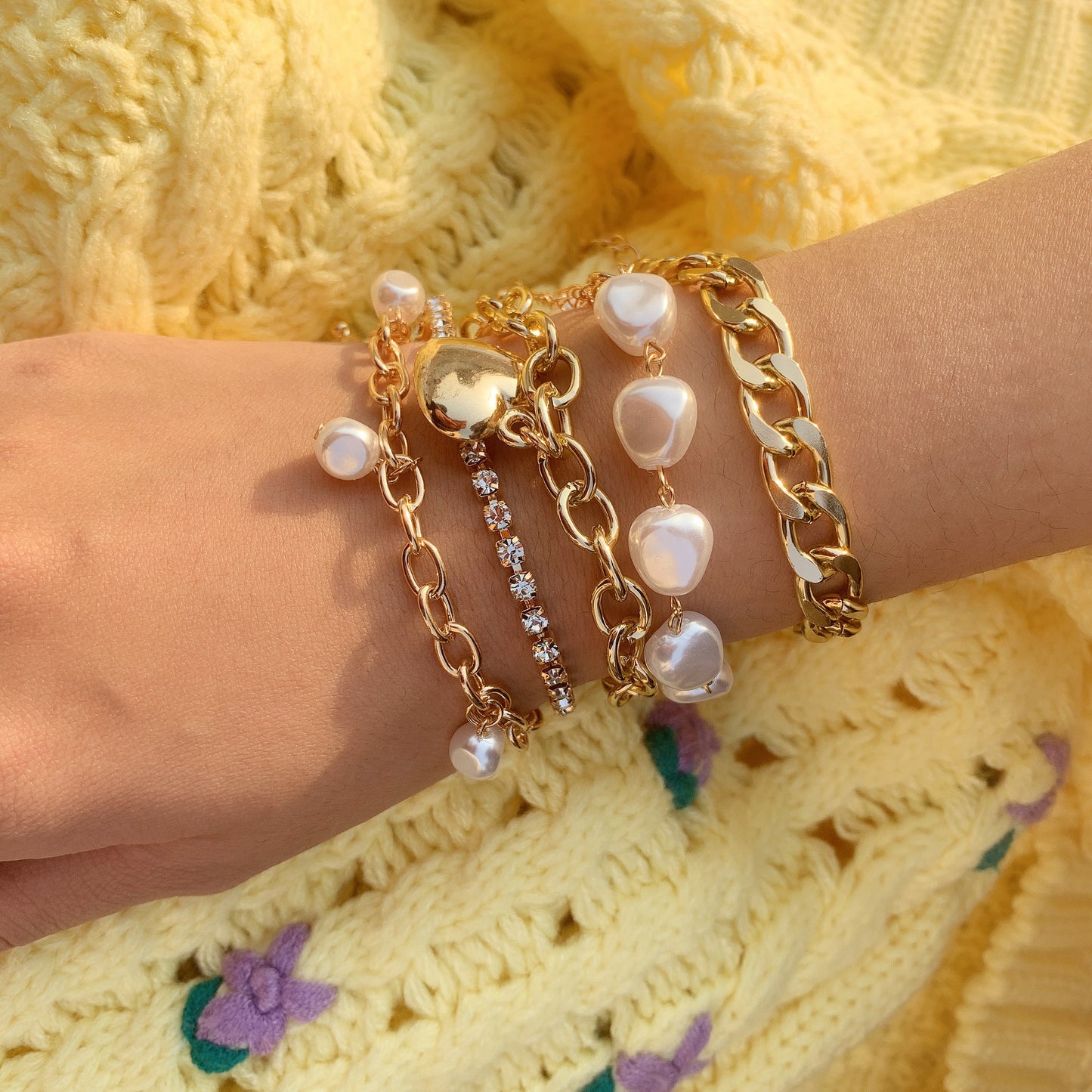 Planderful Vienna Verve Retro Heart Claw Chain Zircon Bracelet Set For Women With Fringed Pearl Accents
