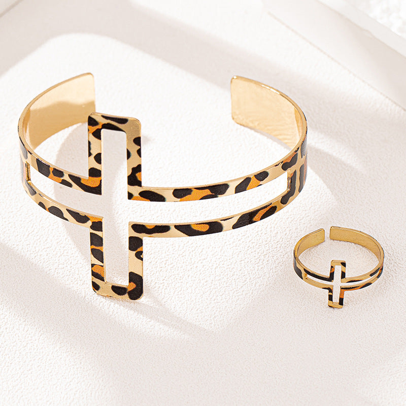 Leopard Print Metal Bracelet Ring Set for Stylish Women