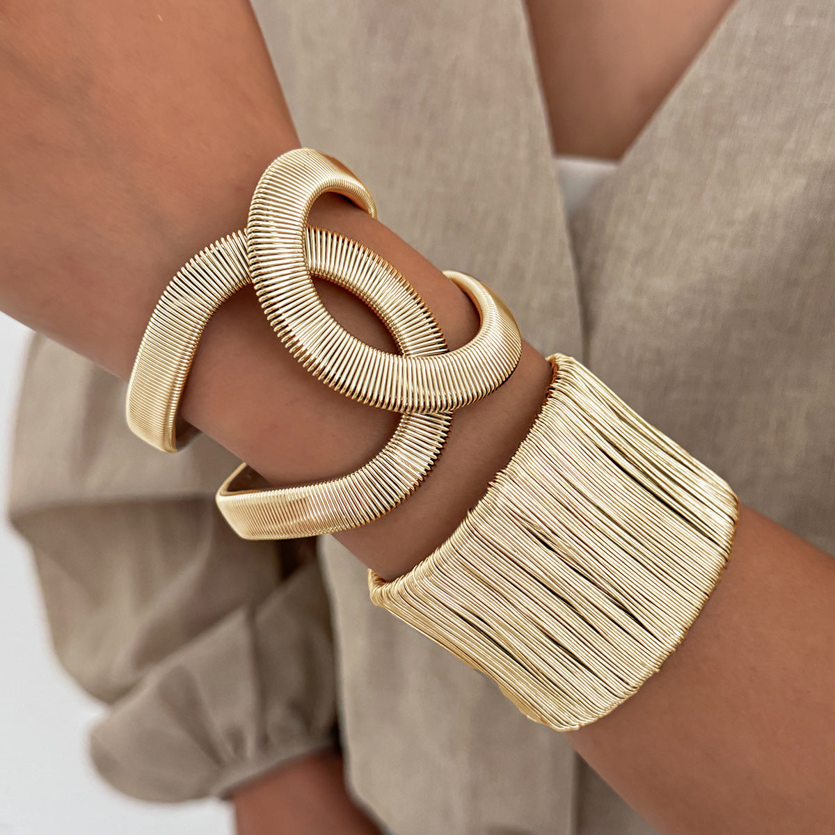 Personalized Wire Winding Bracelet For Women Planderful Vienna Verve Statement Retro Hollow Cross Opening