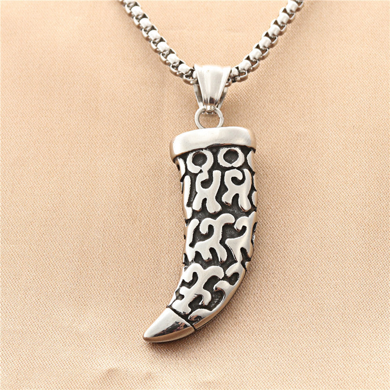 Personalized Titanium Steel Tiger Fangs Pendant Necklace for Men - Retro Punk Style