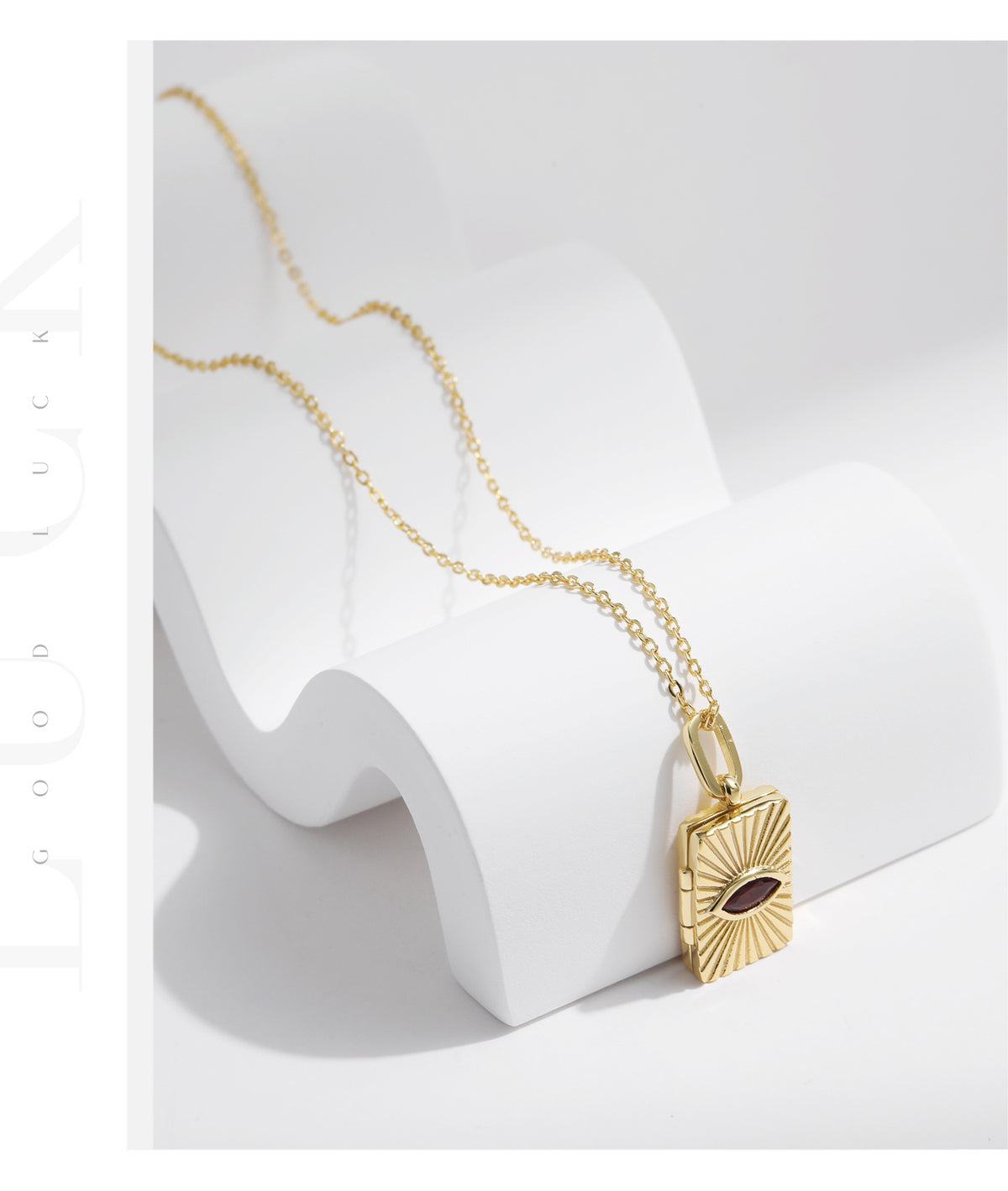 925 Sterling Silver Vintage Bag Pendant Necklace