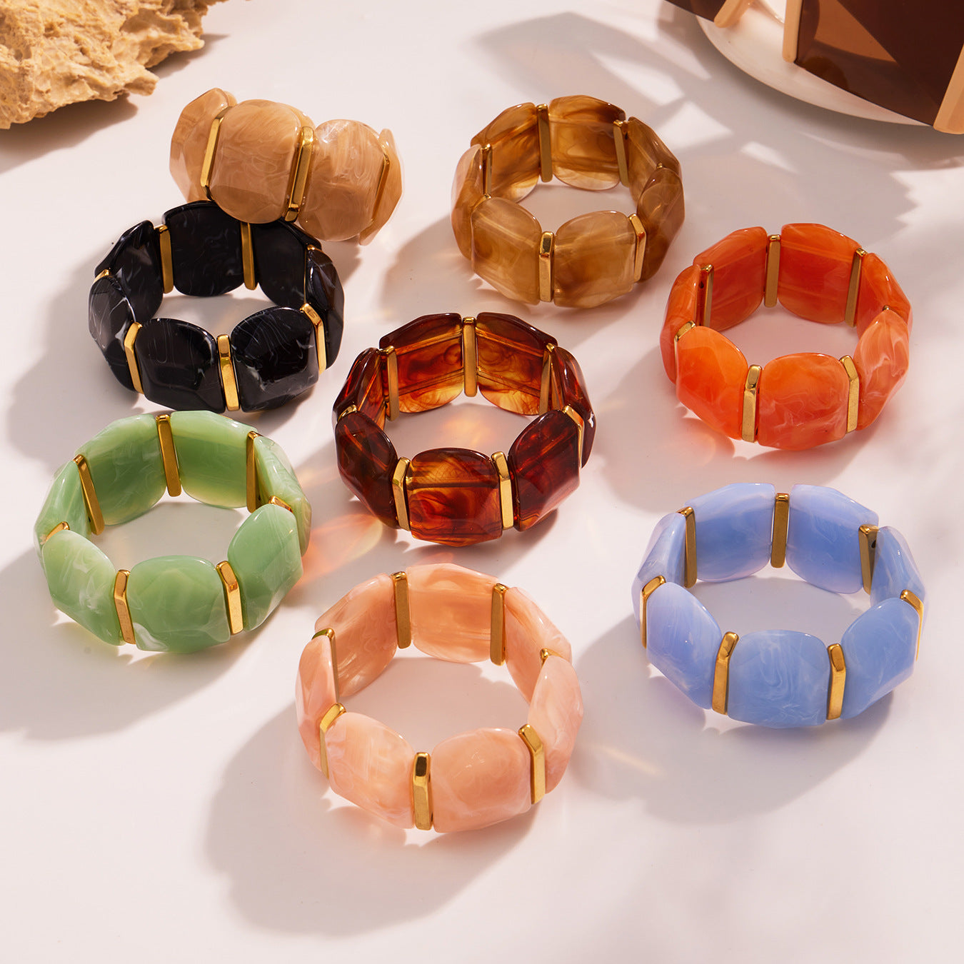 Planderful Unisex Genie Candy Resin Elastic Bracelet
