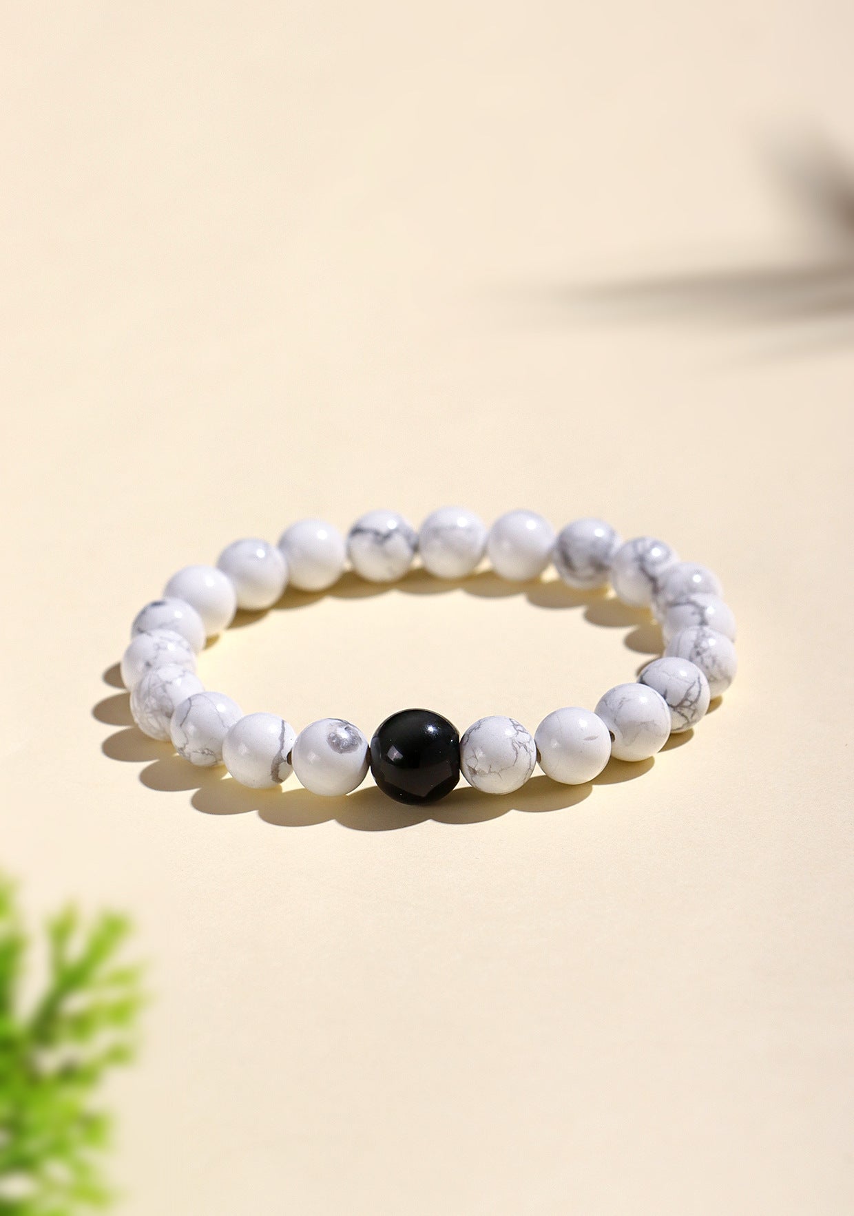 Planderful Fortune's Favor Bracelet – Elegant Obsidian Beaded Design