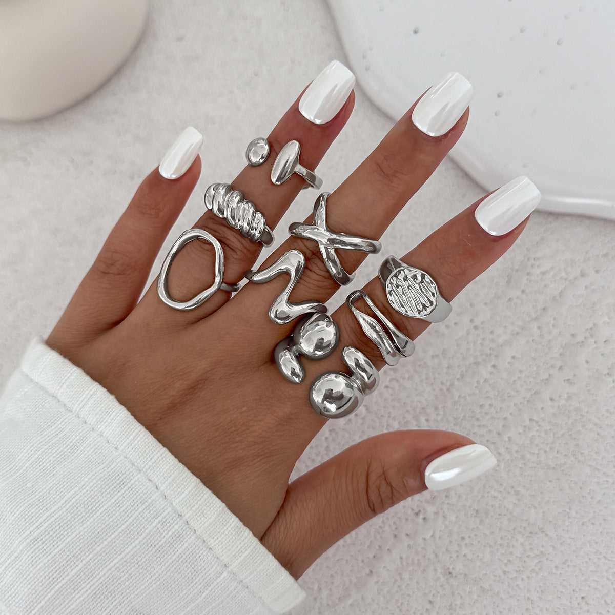 Planderful Vienna Verve Geometric Ring With Liquid Joint Design For Women Modern Minimal Metal Jewelry