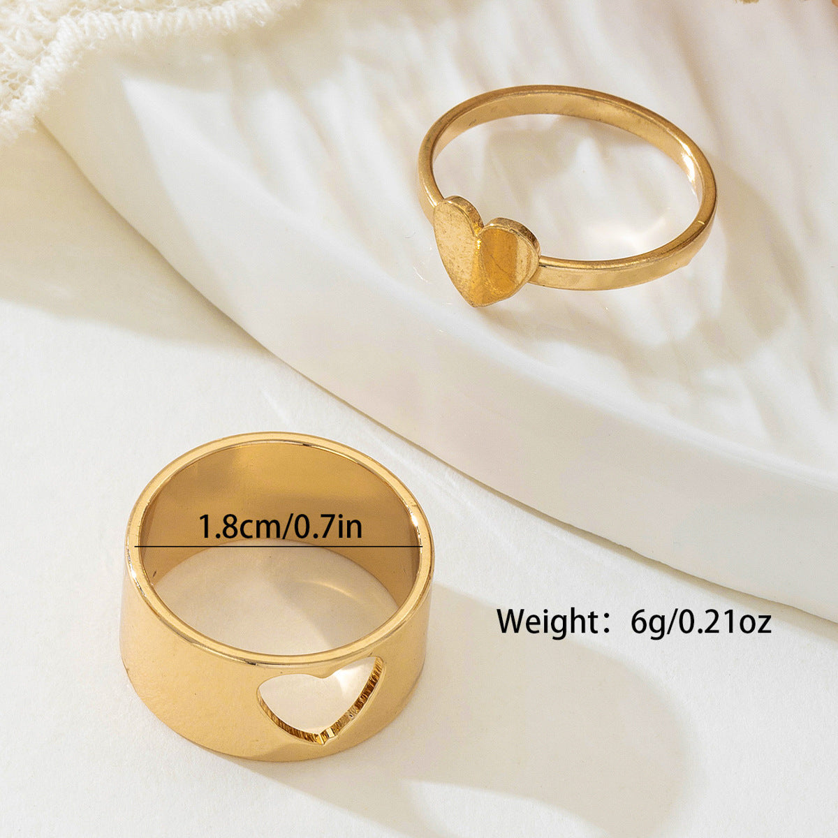 Fashionable Retro Metal Hollow Love Heart Ring Set for Women