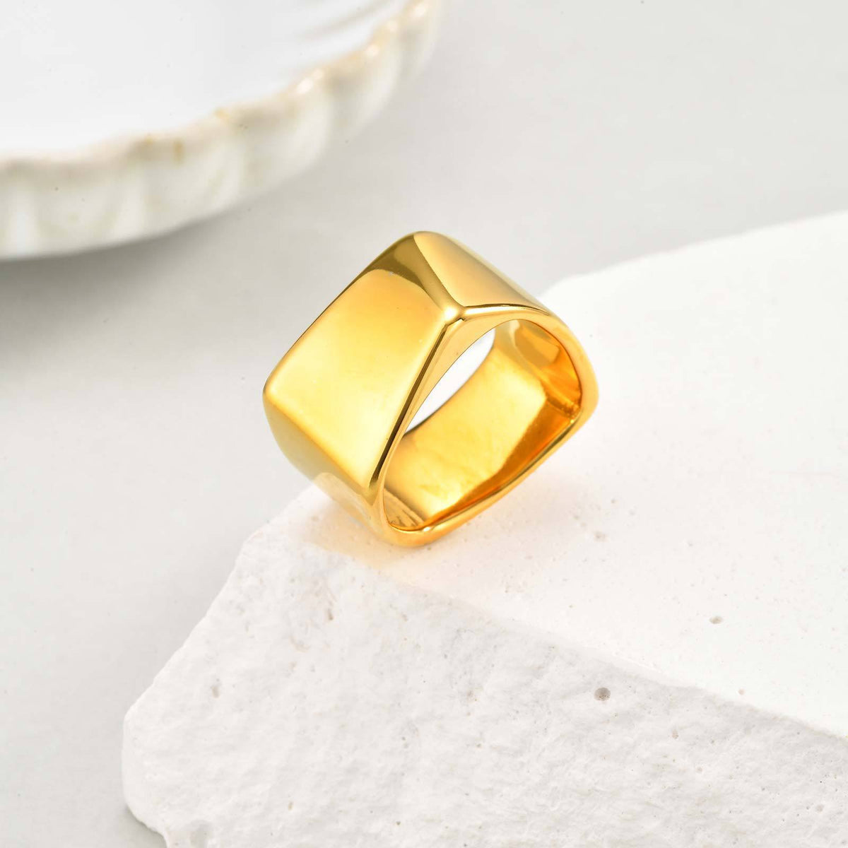 Titanium Steel Women's Ring Stainless Steel Plated Gold All-Light Geometric