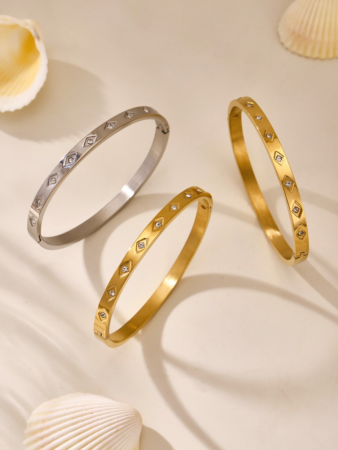 Planderful Zircon Encrusted Titanium Bracelet For Women