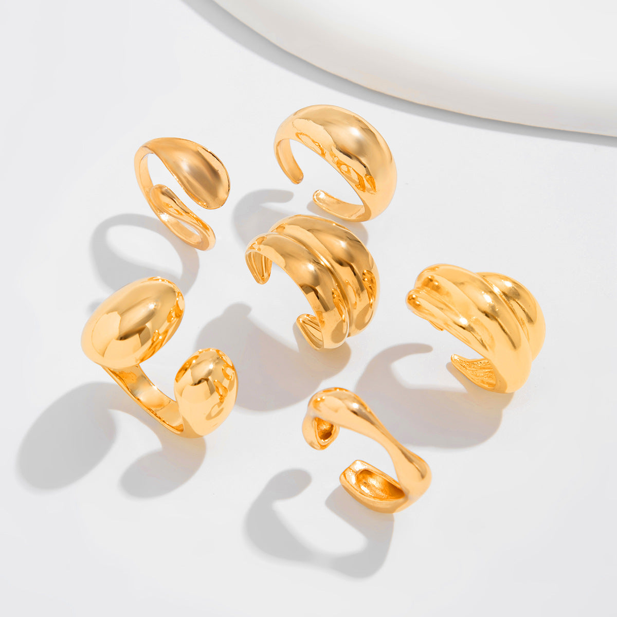Planderful Vienna Verve Hug Ring For Women Geometric Opening Statement Jewelry Elegant Gift Idea