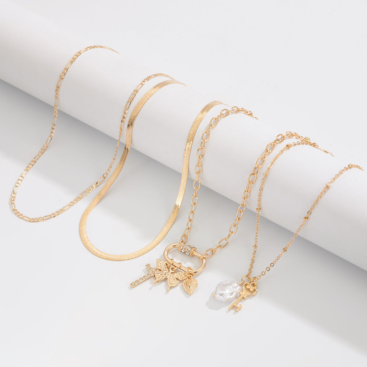 Planderful Vienna Verve Necklace – Elegant Multi-Layered Design