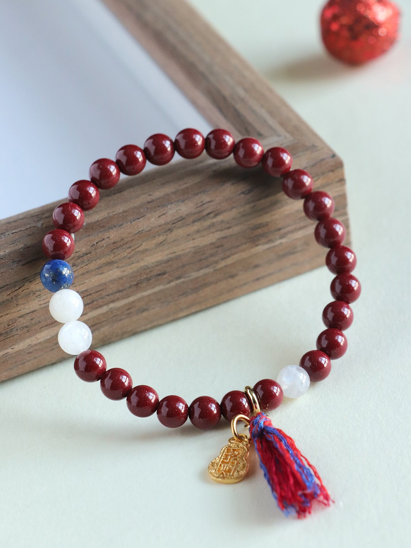 Planderful Fortune's Favor Bracelet – Retro Ethnic Style with Cinnabar Beads