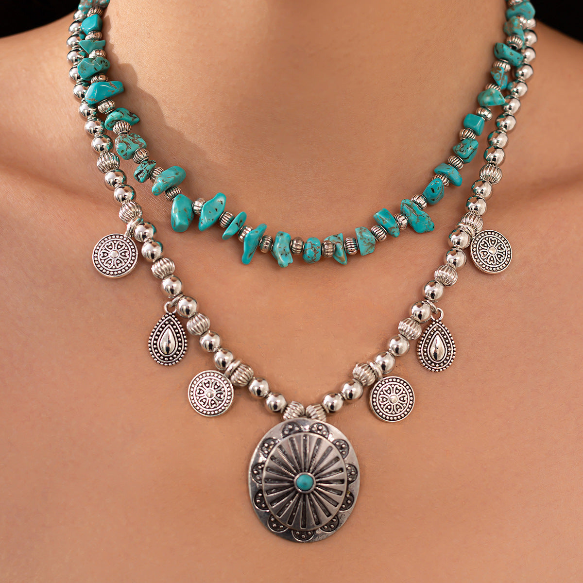 Planderful Vienna Verve Necklace – Retro Ethnic Style with Irregular Turquoise Beads
