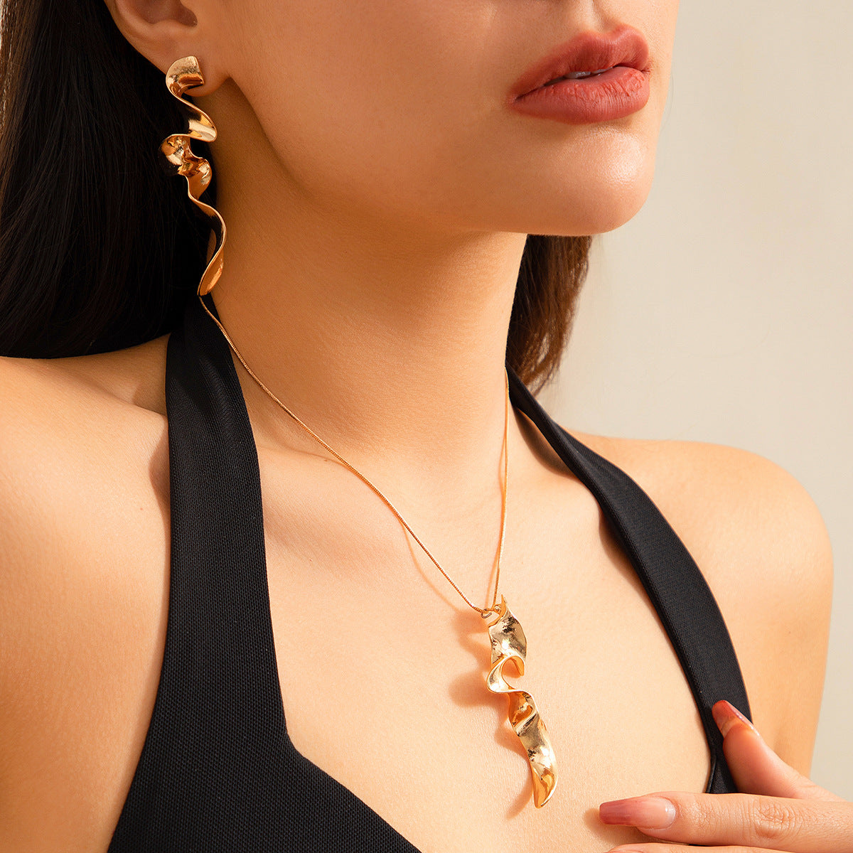 Twisted Spiral Liquid Metal Necklace