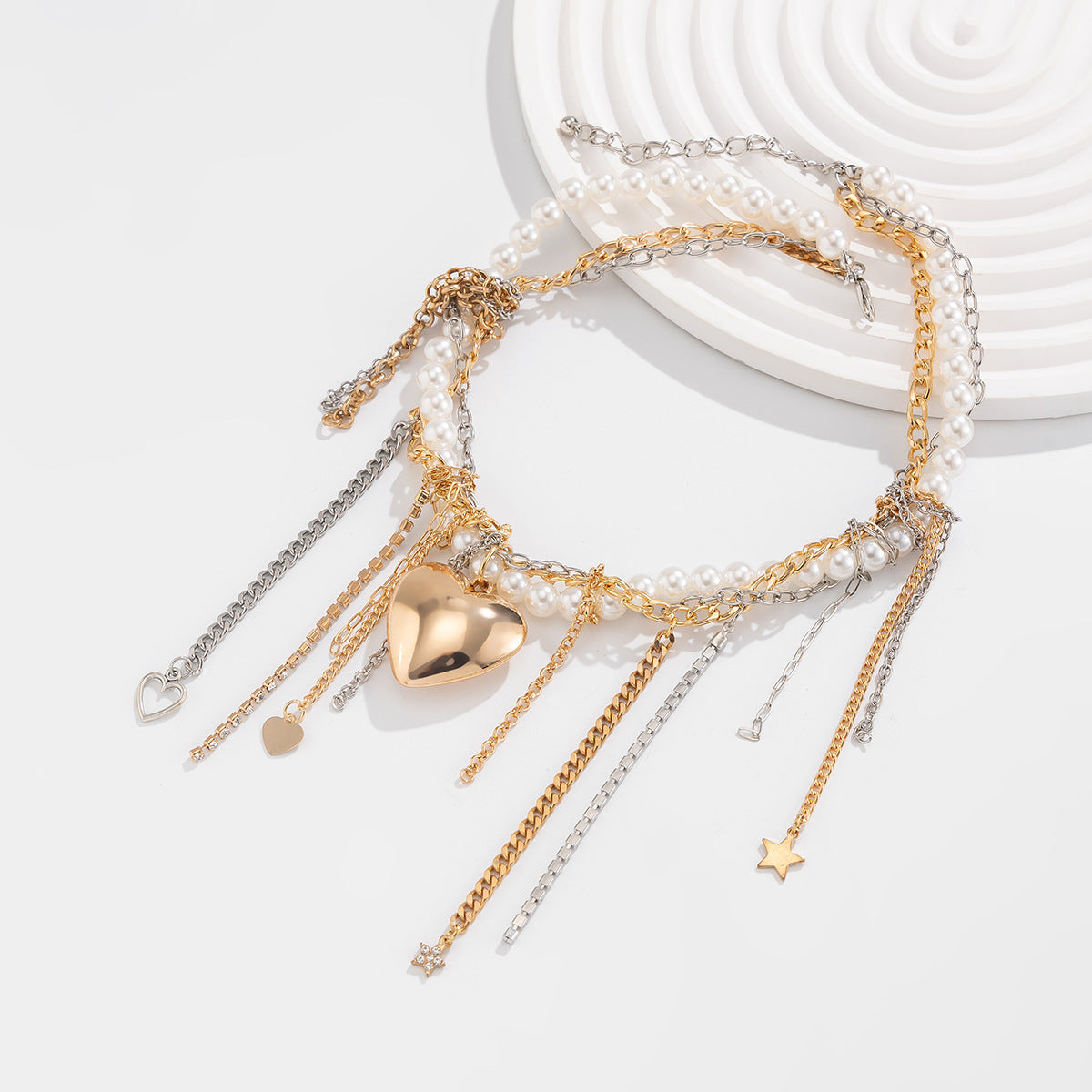 Planderful Vienna Verve Necklace – Exaggerated Heart-Shaped Pendant