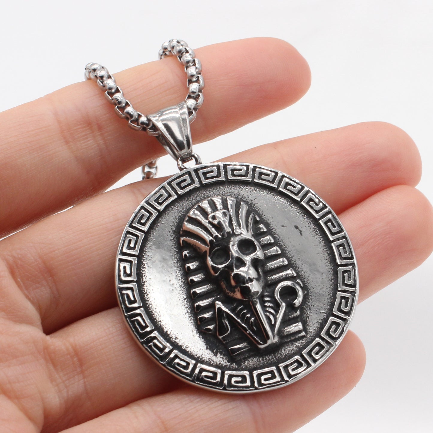 Planderful Everyday Genie – European and American Retro Egyptian Pharaoh Men's Titanium Steel Pendant Necklace