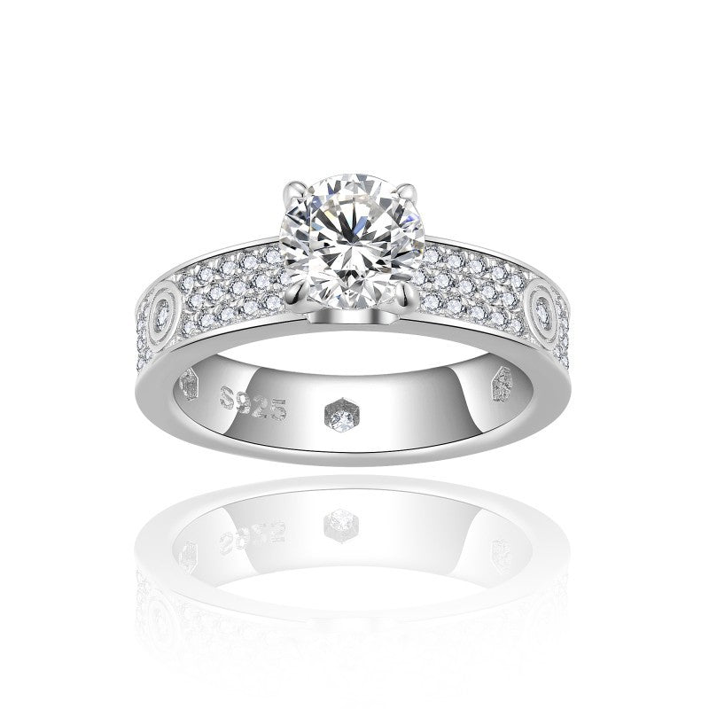 Planderful Moissanite Ring 1 Carat Round Brilliant DVVS3EX S925 Sterling Silver Engagement Ring For Her