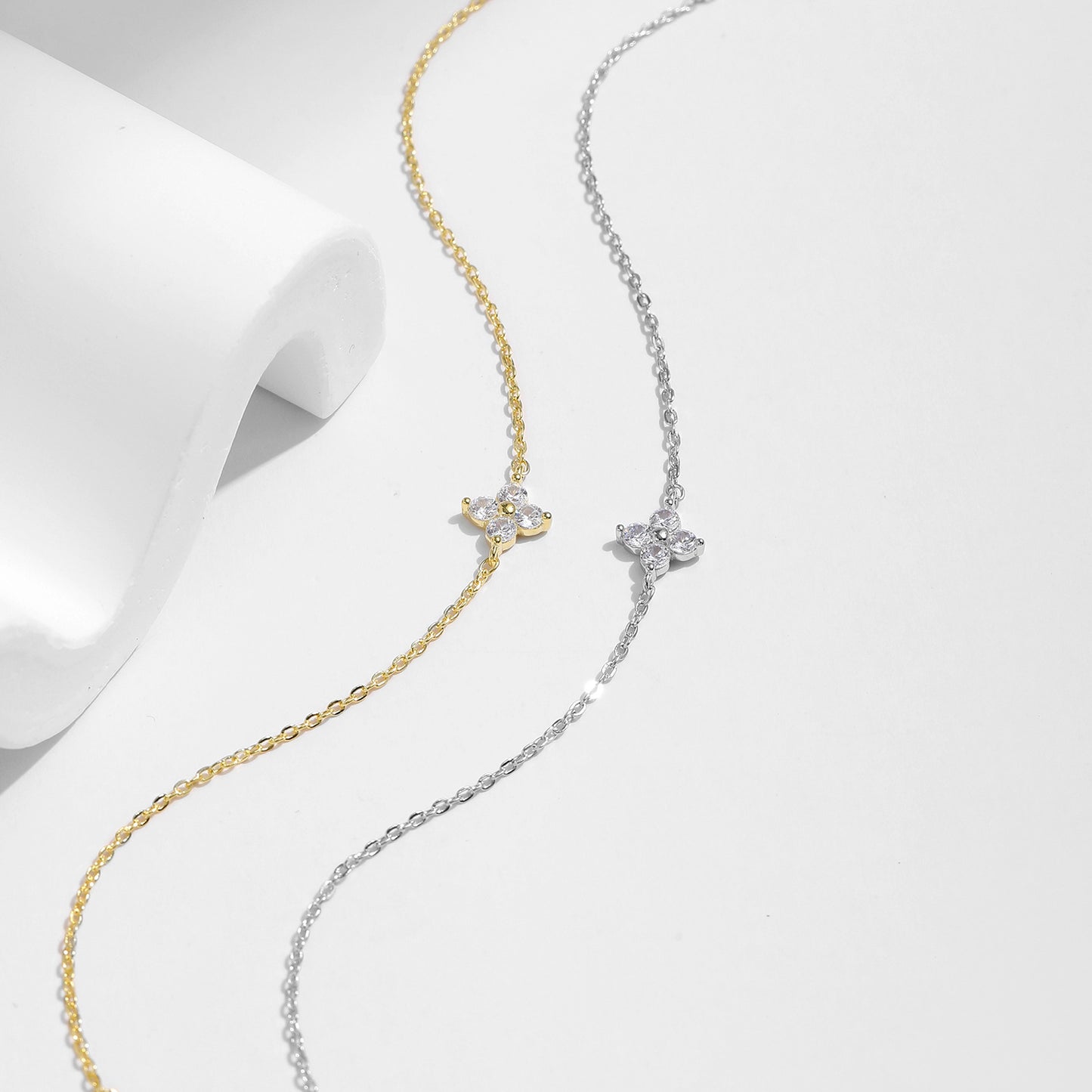 Planderful Everyday Genie Bracelet – Exquisite Sterling Silver with Zircon Elegance