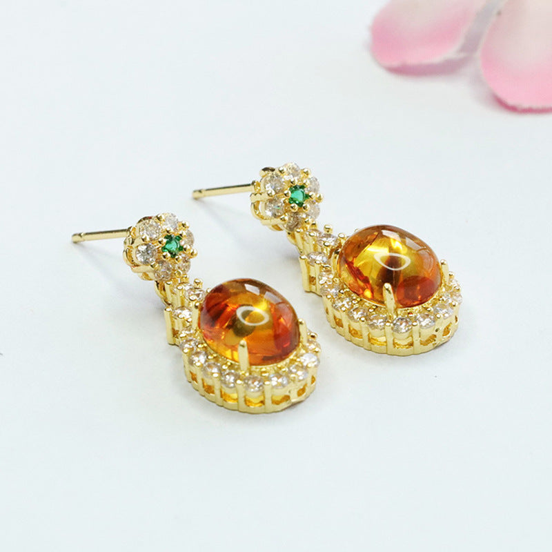 Amber Clover Stud Earrings